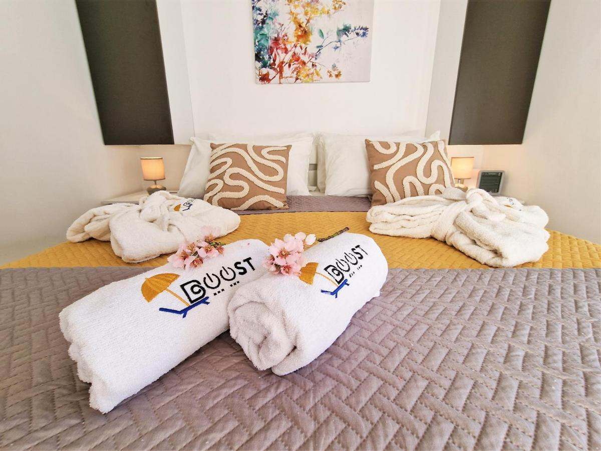 Holiday House Boost With Heated Pool Klis Luaran gambar