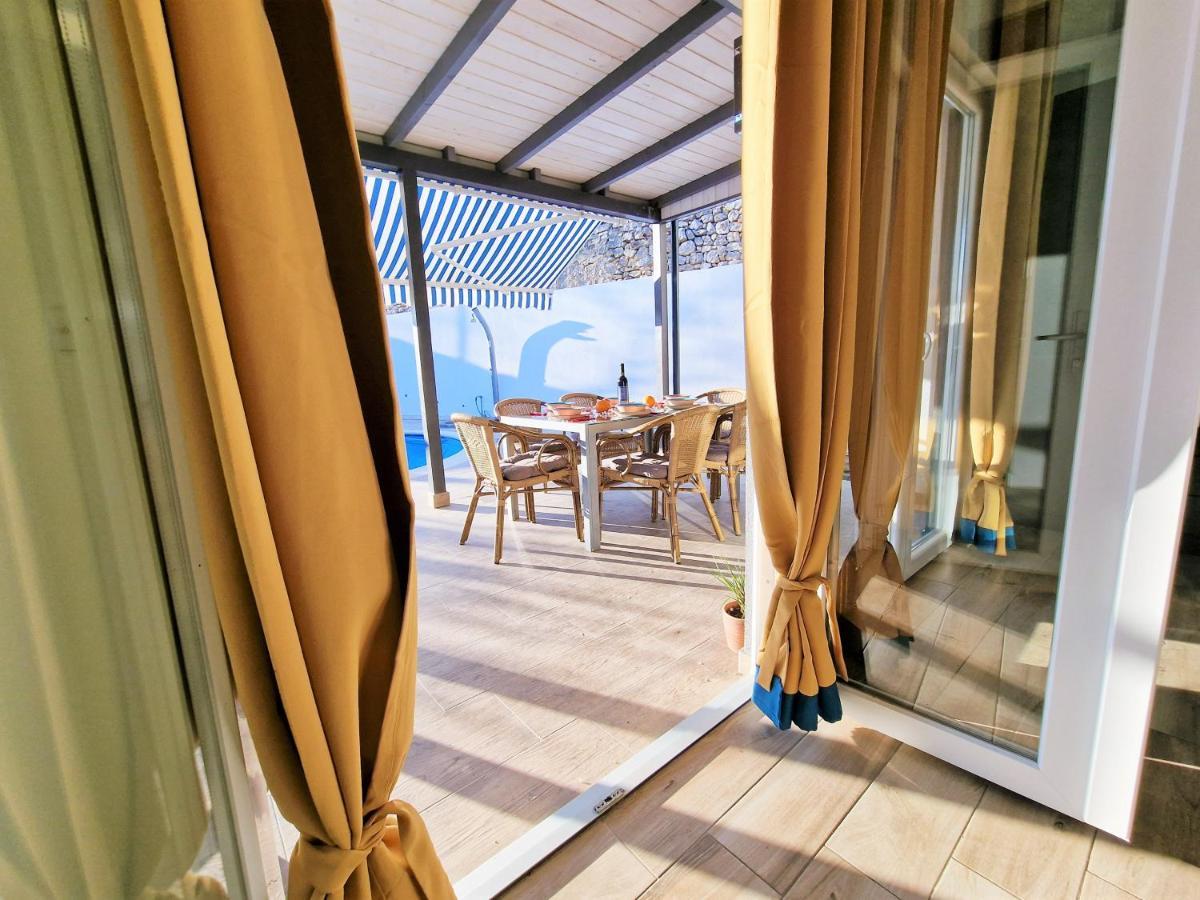 Holiday House Boost With Heated Pool Klis Luaran gambar