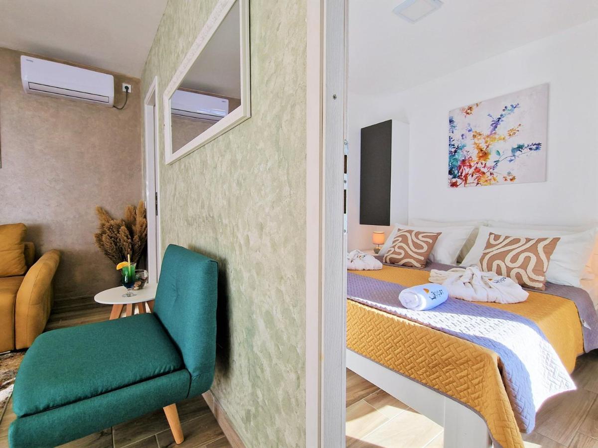 Holiday House Boost With Heated Pool Klis Luaran gambar